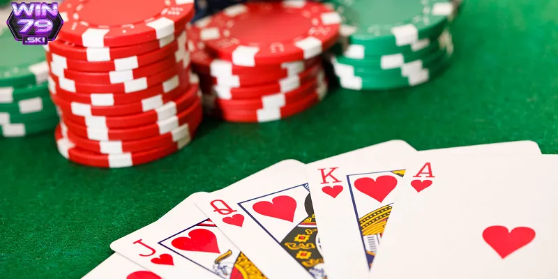 Poker là trò chơi bài kinh điển tại các sòng bạc